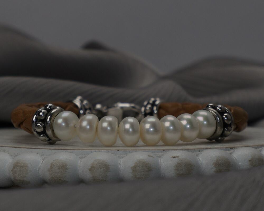 Sterling Silver Pearl & Leather Bracelet 13.3G / 7.5in